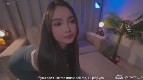      online show from November 28, 2:53 pm