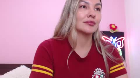 K A R O L online show from December 17, 1:29 am