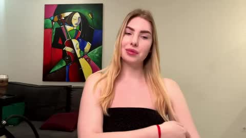 dannamissss online show from December 21, 4:03 pm