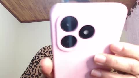 dannamomcerratt online show from February 20, 4:44 am