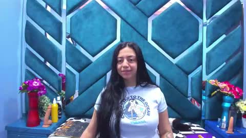 DanySwet online show from January 23, 1:35 pm