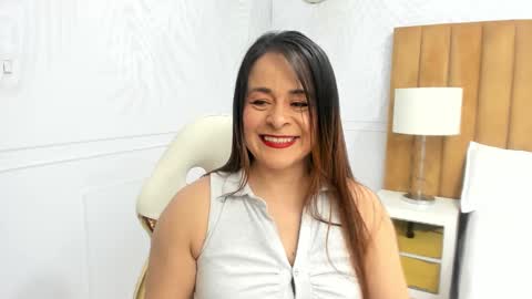 Daphne online show from February 19, 2:23 am