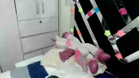 daphne877046 online show from October 22, 2:49 am