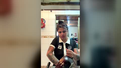 daphne877046 online show from April 17, 7:05 pm