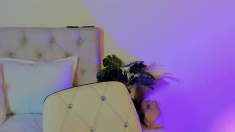 Antonella Mora online show from October 8, 2:32 pm