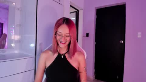 Daphne online show from November 8, 3:00 am