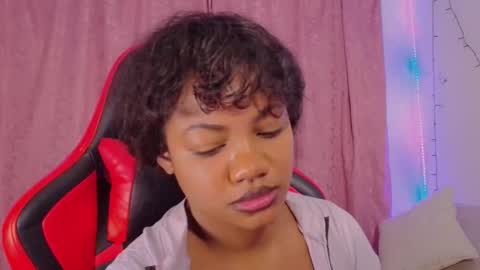 Daphne online show from December 19, 12:08 pm