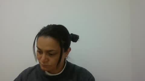 dapnne online show from February 25, 4:03 pm