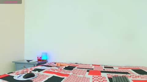 Darelyn online show from September 13, 8:50 pm