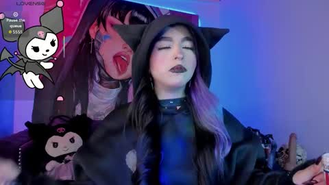 cleitlin vinson online show from February 6, 1:36 pm