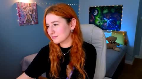 darkmoon____ online show from October 8, 2:32 pm