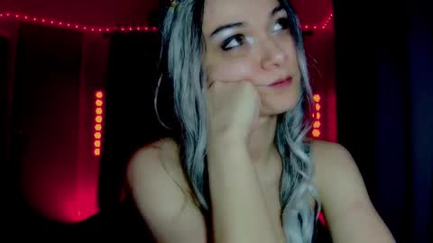 roseredgoddess online show from March 31, 4:01 am