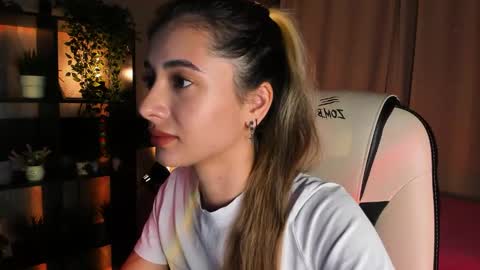 Belle online show from September 21, 4:11 am