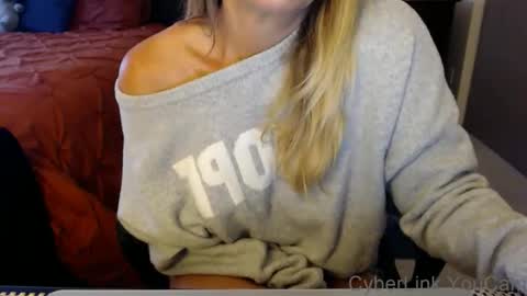 DarlingD online show from September 25, 1:10 pm