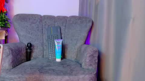 Maliah online show from June 24, 9:03 pm