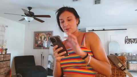 Dazey online show from February 25, 9:37 pm