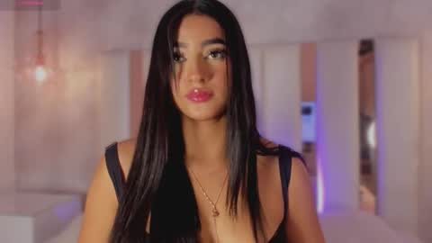 dea_athenea online show from October 17, 8:01 pm