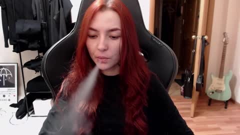 freak online show from December 17, 9:16 pm