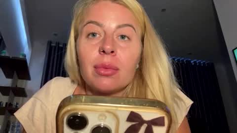 deean12 online show from March 12, 10:51 am