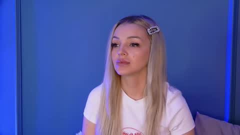 DeeaVIP online show from February 16, 5:51 am