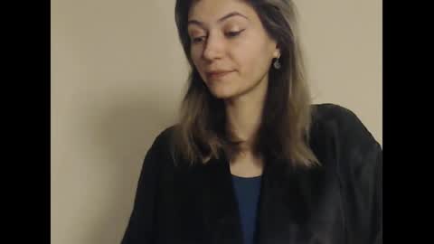 Deelightfull online show from February 3, 9:30 am