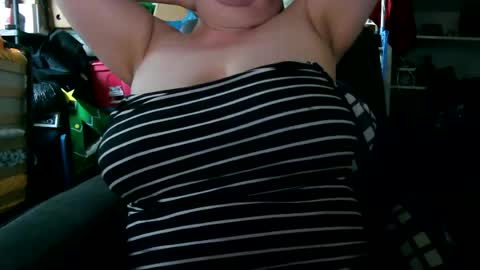deheaven online show from June 23, 12:08 am