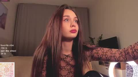 Dia online show from February 16, 9:59 pm