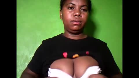 deliah712909 online show from February 23, 4:44 am