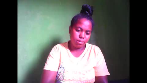 deliah712909 online show from January 13, 5:24 am