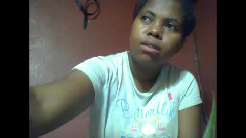 deliah712909 online show from February 19, 6:33 am