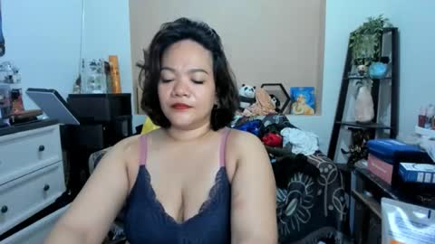 delightfulcurvy online show from May 30, 1:36 am