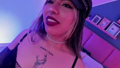 della online show from December 5, 8:43 pm