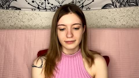 Sia online show from March 29, 1:21 pm