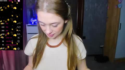 Sophie online show from September 25, 5:28 am