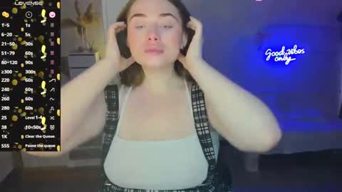 Sophie online show from February 10, 8:31 am