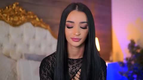 denisedevilles online show from February 28, 10:09 am