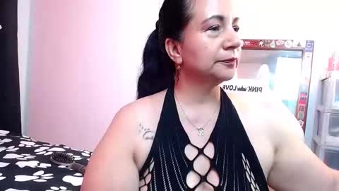 denisse online show from February 2, 10:09 pm
