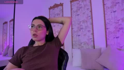 desire online show from June 17, 12:39 pm