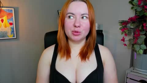 LAYLA online show from March 5, 7:48 am