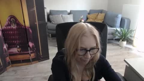 S O F I A online show from March 26, 2:52 pm