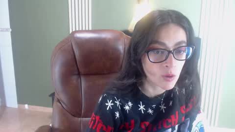 Desiring Angel online show from December 23, 5:28 am