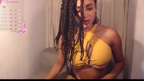 Destinne Mill online show from February 8, 2:10 pm