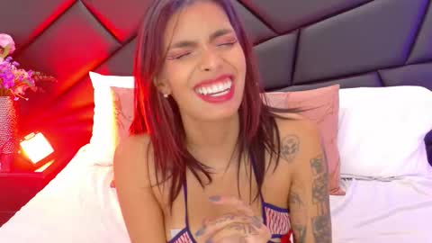 DEUX online show from February 26, 8:46 am