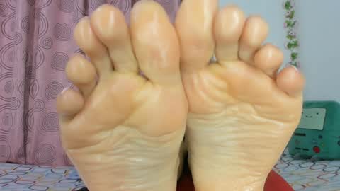 Johana online show from December 12, 12:22 pm