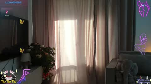 Devilish Goddess online show from September 28, 12:10 pm