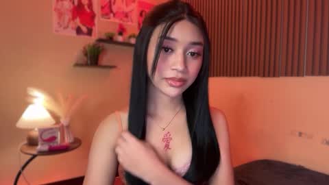 Devine Greyson online show from October 20, 12:30 pm