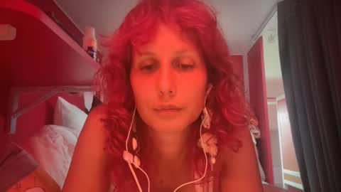 dfairyrabbit online show from March 21, 7:02 am