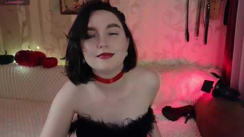 Diana Di Honey online show from November 7, 3:28 pm