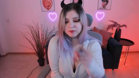 Dia online show from February 6, 3:31 pm