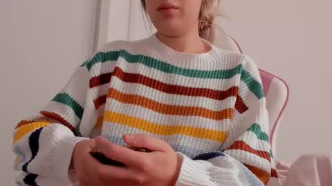 Thea online show from February 3, 7:29 am